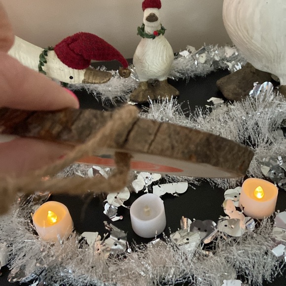 Season’s greetings, handmade wooden sign/plaque - Picture 4 of 9